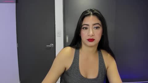 andrea online show from December 2025 03:01:02 AM