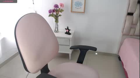 Antonia Brown online show from February 2026 01:51:01 PM