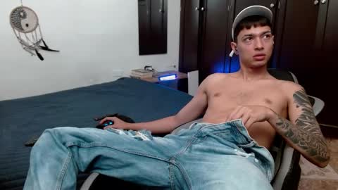 aarman online show from December 2025 04:04:01 PM