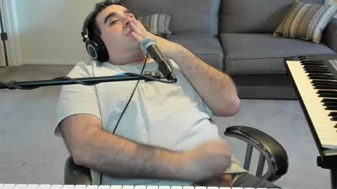 Aaron online show from May 2026 10:38:02 PM