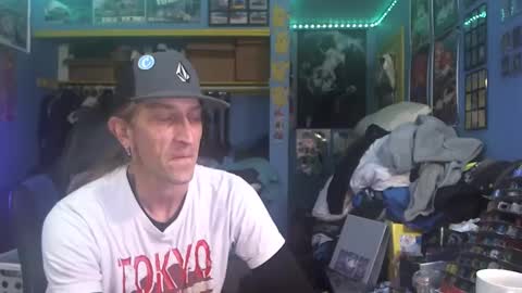 Snapshot of aaron111dub chatting on December 2024 07:06:02 AM NorCalLongSlong online show from December 2024 07:06:02 AM