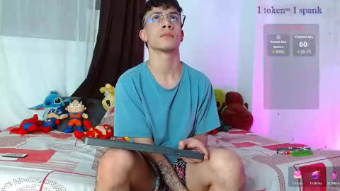 Snapshot of aaron_1806 chatting on November 2025 10:14:01 PM aaron online show from November 2025 10:14:01 PM