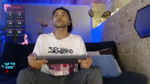 Aaron and Jassell online show from December 2024 06:28:02 PM