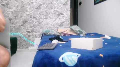 Aaron kwok online show from February 2025 04:03:01 AM