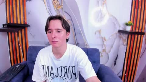 Snapshot of aaron_latinmen chatting on October 2025 06:53:01 PM Aaron online show from October 2025 06:53:01 PM