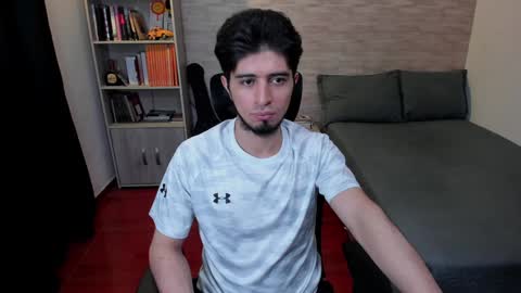 Aaron online show from January 2025 09:04:01 PM