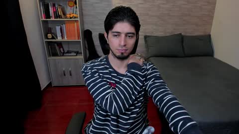 Aaron online show from February 2025 07:17:01 PM