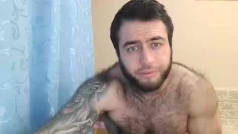 Snapshot of aaron_royal chatting on January 2025 05:59:02 PM Davin tayl online show from January 2025 05:59:02 PM