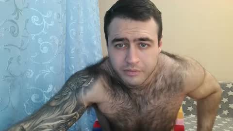 Snapshot of aaron_royal chatting on February 2025 06:33:01 PM Davin tayl online show from February 2025 06:33:01 PM