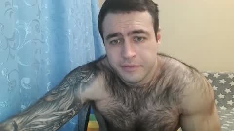 Snapshot of aaron_royal chatting on February 2025 04:37:02 PM Davin tayl online show from February 2025 04:37:02 PM