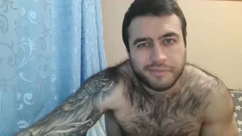 Snapshot of aaron_royal chatting on March 2025 06:34:01 PM Davin tayl online show from March 2025 06:34:01 PM