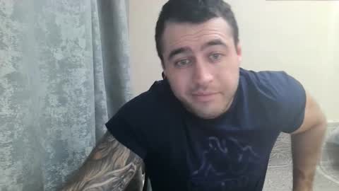 Snapshot of aaron_royal chatting on September 2025 04:41:01 PM Davin tayl online show from September 2025 04:41:01 PM