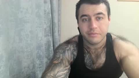 Snapshot of aaron_royal chatting on September 2025 03:54:01 AM Davin tayl online show from September 2025 03:54:01 AM