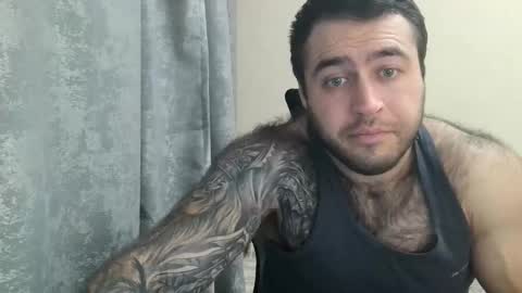 Snapshot of aaron_royal chatting on October 2025 04:37:01 PM Davin tayl online show from October 2025 04:37:01 PM