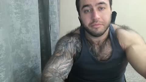 Snapshot of aaron_royal chatting on October 2025 04:27:01 PM Davin tayl online show from October 2025 04:27:01 PM