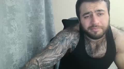 Snapshot of aaron_royal chatting on October 2025 04:19:01 PM Davin tayl online show from October 2025 04:19:01 PM