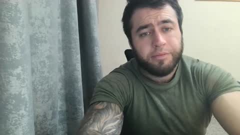 Snapshot of aaron_royal chatting on October 2025 03:44:01 PM Davin tayl online show from October 2025 03:44:01 PM