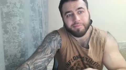 Snapshot of aaron_royal chatting on November 2025 04:41:02 PM Davin tayl online show from November 2025 04:41:02 PM