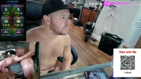 Snapshot of aaron_skye chatting on November 2025 01:05:01 AM Aaron Skye online show from November 2025 01:05:01 AM