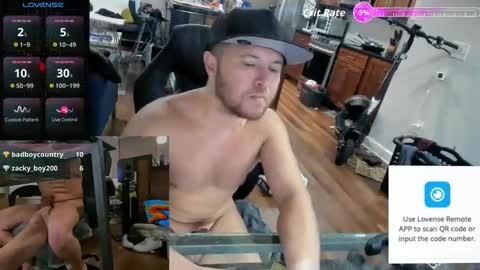 Snapshot of aaron_skye chatting on November 2025 02:01:02 AM Aaron Skye online show from November 2025 02:01:02 AM