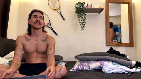 aaron_wheel online show from May 2026 12:27:02 AM