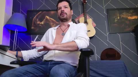 Aaron online show from November 2025 04:56:01 AM