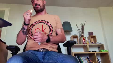Aaron online show from May 2026 03:47:01 AM