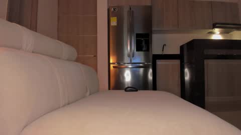 Aaron online show from September 2025 12:07:01 PM