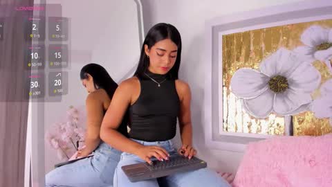 Snapshot of aary_ chatting on October 2025 07:03:01 PM Ary online show from October 2025 07:03:01 PM