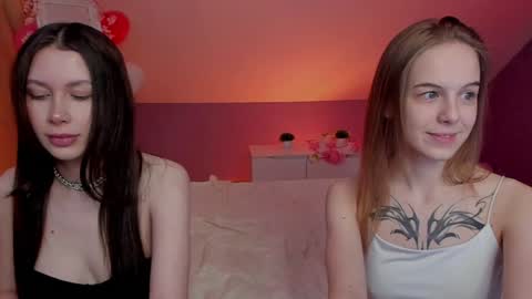 Snapshot of aataraxx chatting on January 2025 05:39:01 PM Fiona and Harry online show from January 2025 05:39:01 PM