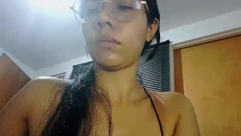 Snapshot of abbi_moon chatting on January 2025 10:17:02 AM Martina online show from January 2025 10:17:02 AM