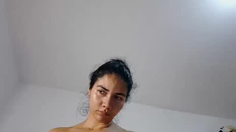 Snapshot of abbi_moon chatting on March 2025 04:14:01 PM Martina online show from March 2025 04:14:01 PM