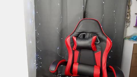 Abbi mooncb online show from December 2025 12:43:02 PM