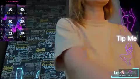 Snapshot of abbieraye chatting on September 2025 07:19:02 PM abbieraye online show from September 2025 07:19:02 PM