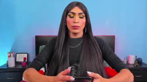 Abbigail Fuster  online show from December 2024 08:00:02 AM