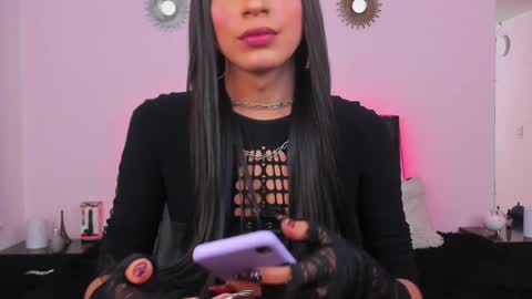 Abbigail Fuster  online show from January 2025 10:37:02 AM