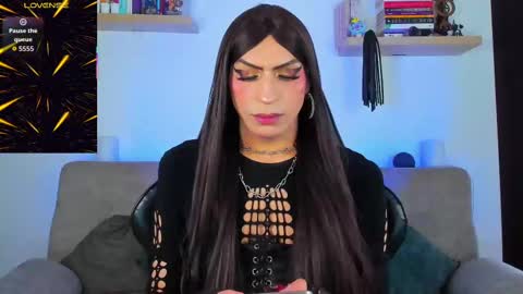 Abbigail Fuster  online show from September 2025 02:29:02 PM