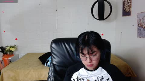 Abbi online show from December 2024 01:40:02 PM