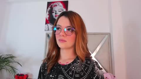 Snapshot of abby_jones2 chatting on March 2026 03:09:02 AM abby jones online show from March 2026 03:09:02 AM