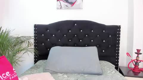 Snapshot of abby_jones2 chatting on April 2026 03:17:02 AM abby jones online show from April 2026 03:17:02 AM