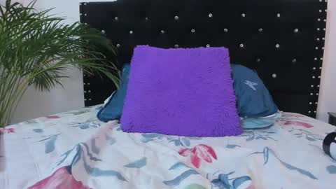 abby jones online show from May 2026 12:27:01 AM
