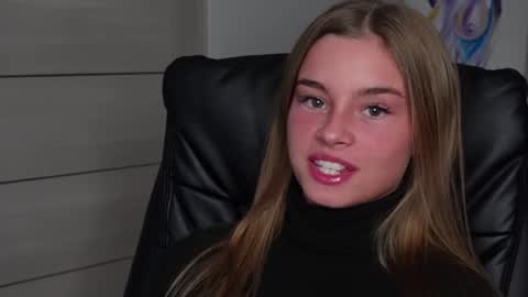 ABBY LAKER online show from December 2024 03:49:02 PM