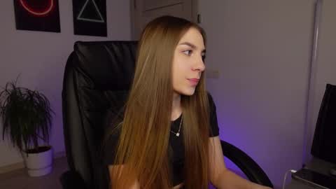 ABBY LAKER online show from February 2025 07:36:01 PM