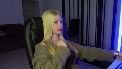 ABBY LAKER online show from February 2025 12:13:01 PM