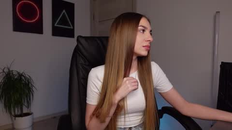 ABBY LAKER online show from February 2025 03:15:02 PM