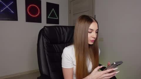 ABBY LAKER online show from March 2025 06:27:01 AM