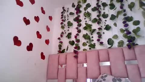 abby_moss_2 online show from May 2026 03:31:02 PM