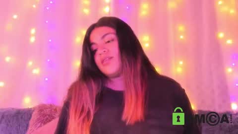 Snapshot of abby_saphir chatting on December 2024 10:50:01 PM ABBY SAPHIR online show from December 2024 10:50:01 PM