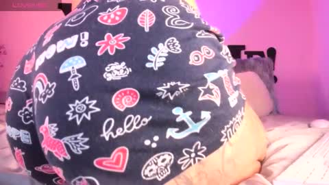 Snapshot of abby_saphir chatting on November 2025 06:38:02 AM ABBY SAPHIR online show from November 2025 06:38:02 AM