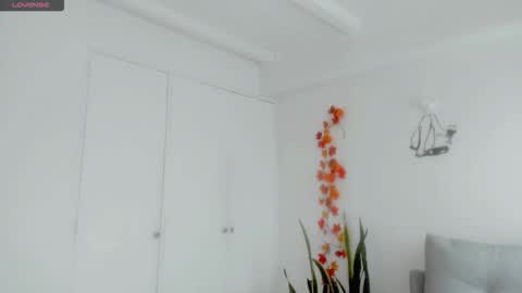 Snapshot of abbyada chatting on November 2025 02:50:02 PM Laura online show from November 2025 02:50:02 PM